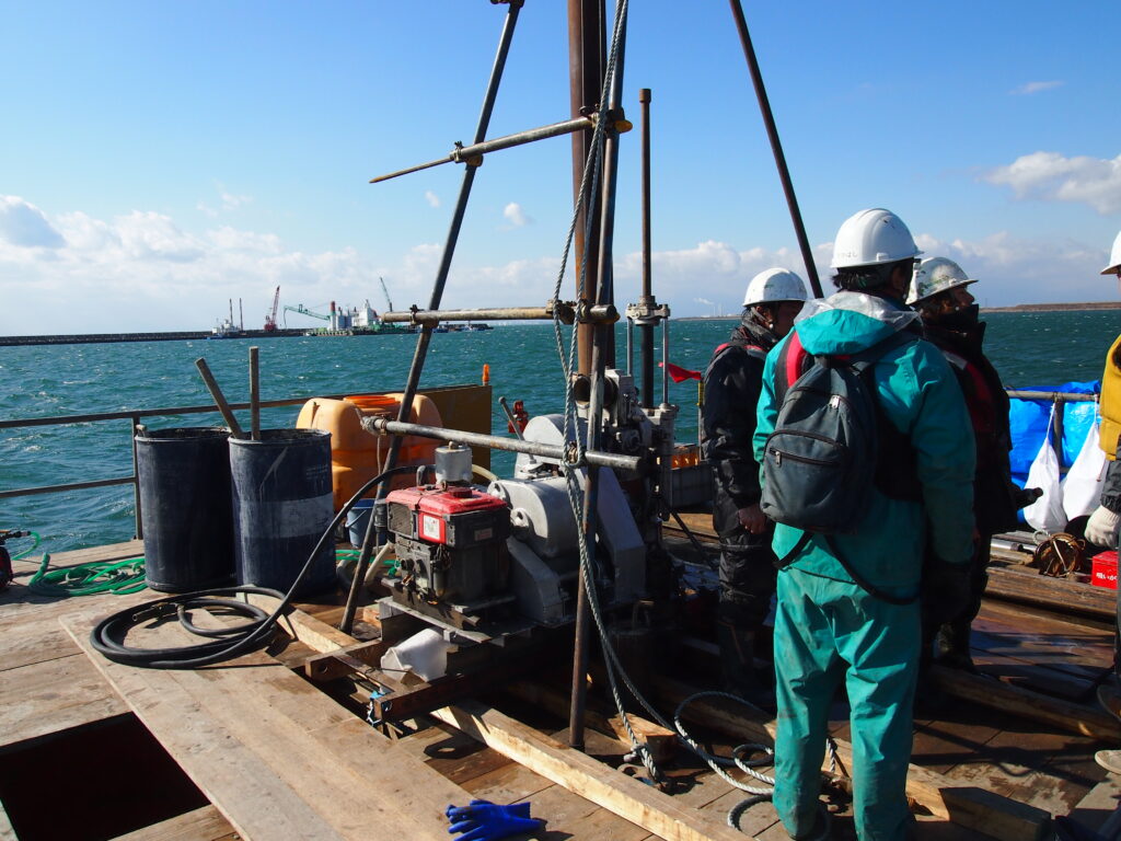 焼津海上ボーリング 孔内水平載荷試験
